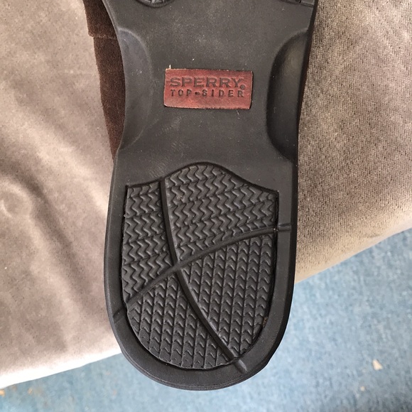 Coastal classy!Sperry Top Siders Size 10 olive-y brown color - Picture 8 of 15